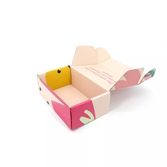 Wellpappe Bedruckte Papierverpackungsbox Kraft Personalisierte Portoboxen